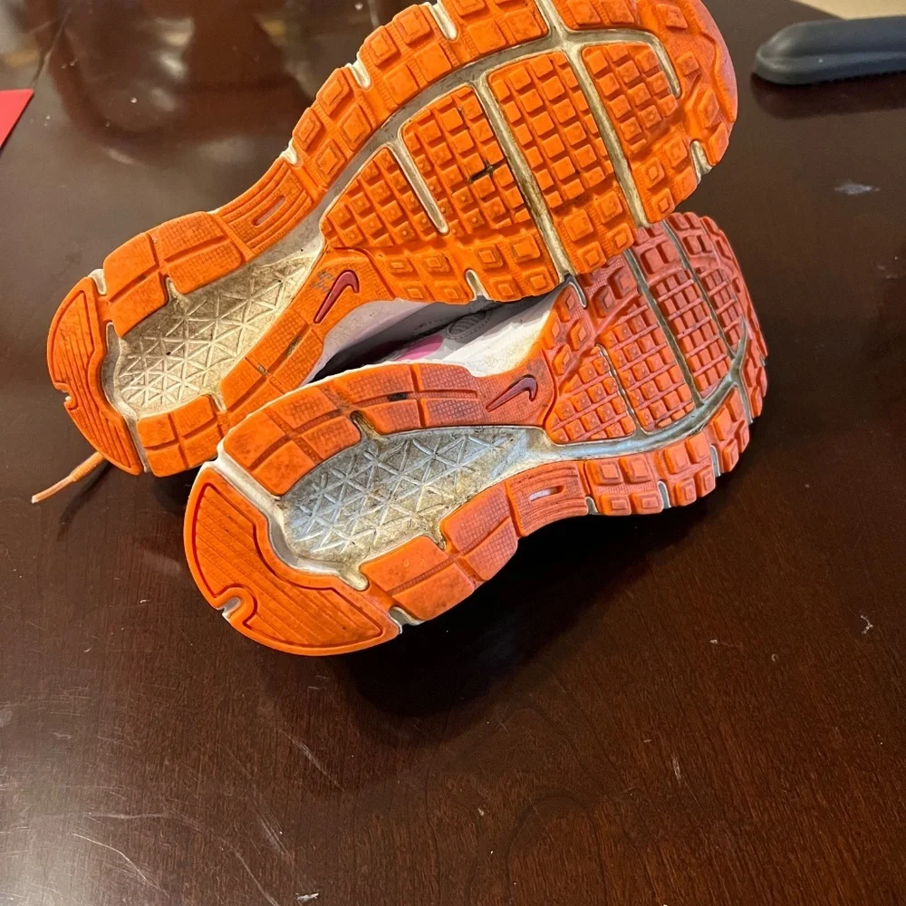 Nike Revolution 2 Athletic Running Shoes Size 9.5 - Picture 8 of 8